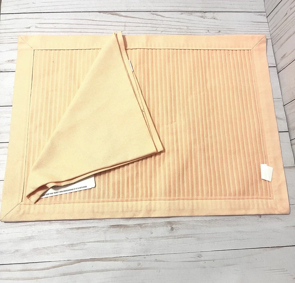 Bullocks 5 Peach Pleated Placemats w/Napkins Retro Vintage NOS Deadstock w/tags
